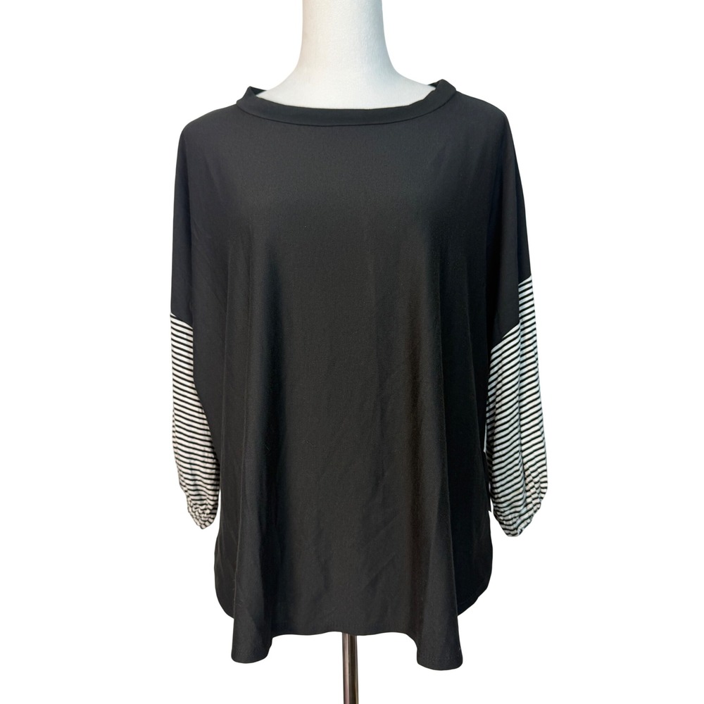 Primi NWT Women's Knit Top Small Black Multi Striped Sleeve Boat Neck T3618